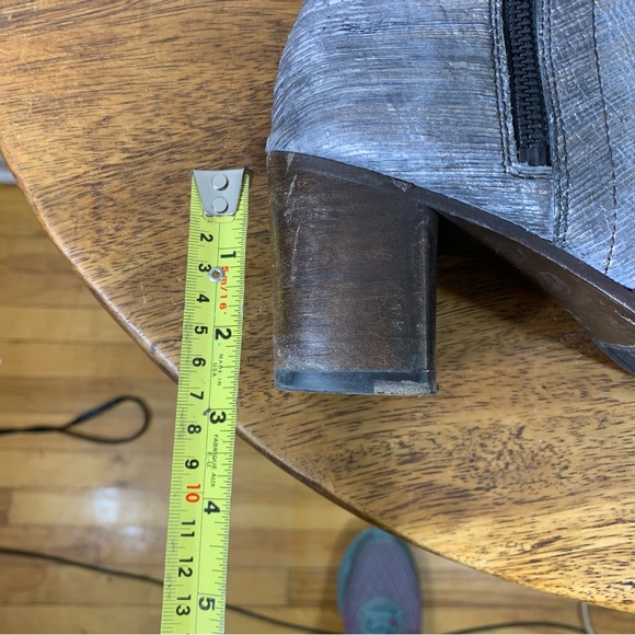 Frye leather boots - Picture 10 of 10